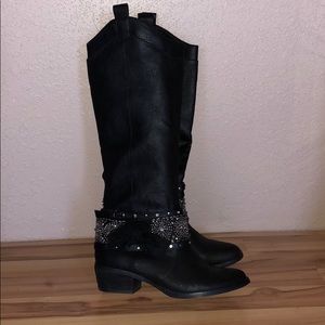 Black dressy boots